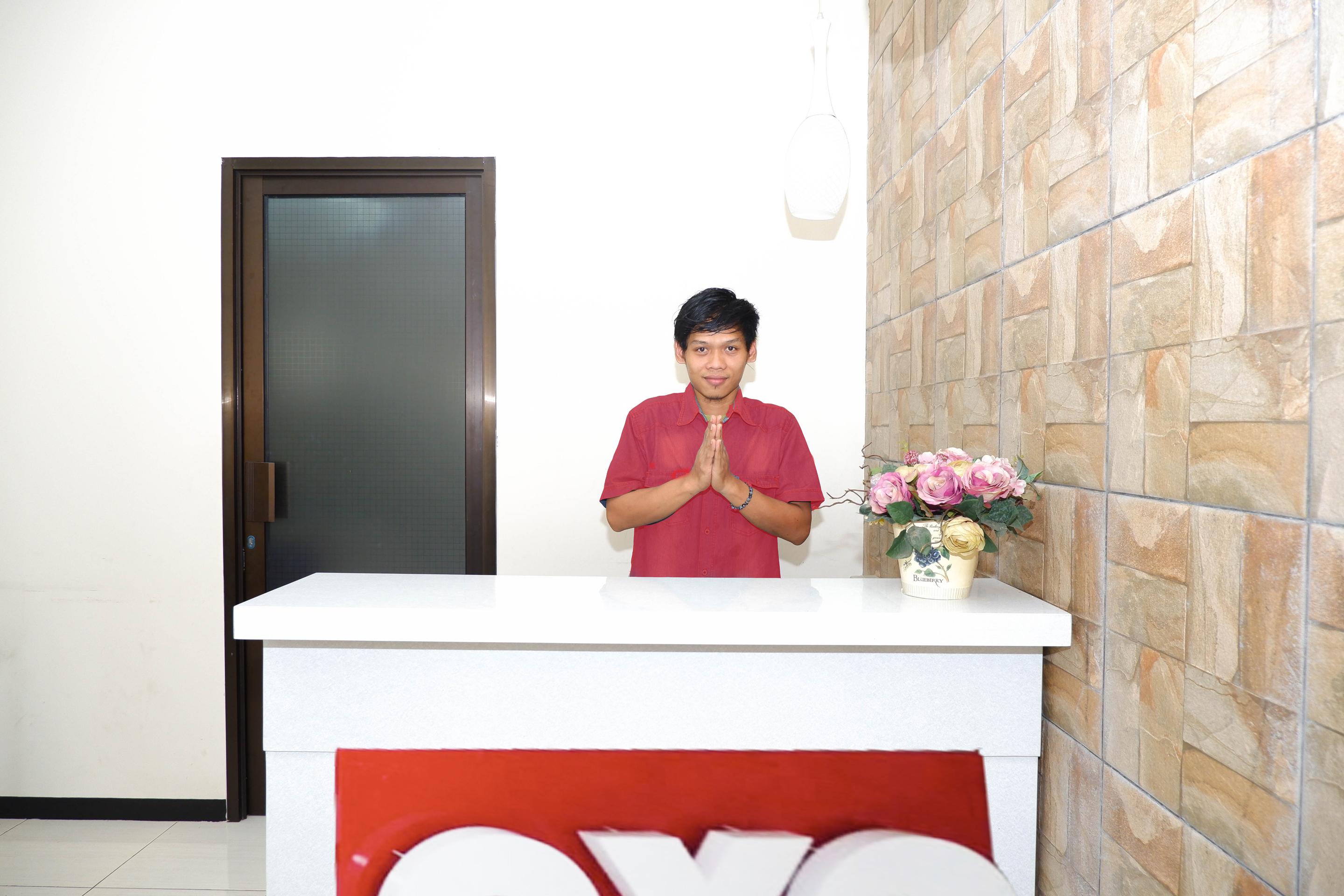 Sky Guesthouse Семаранг Екстериор снимка