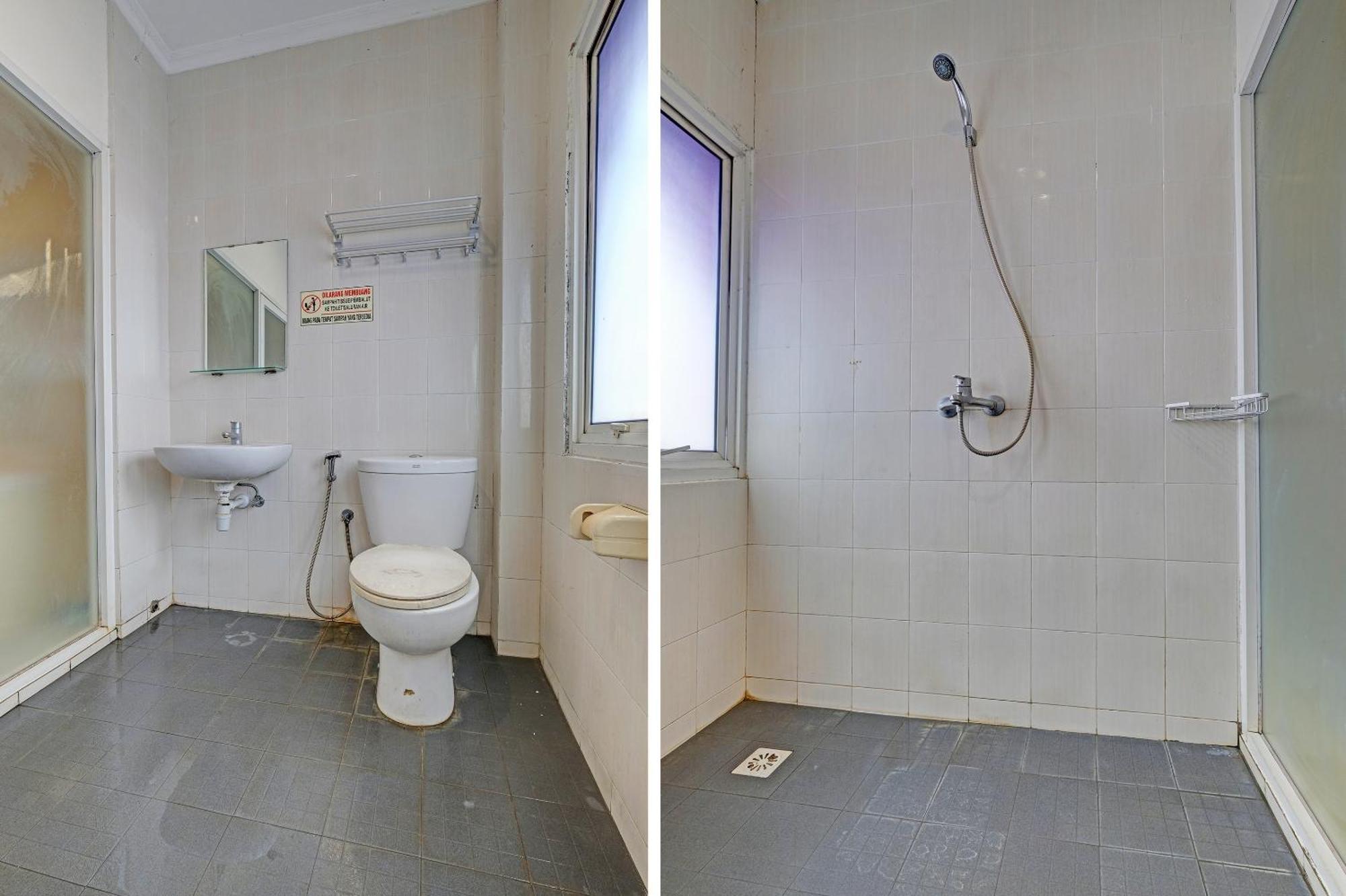 Sky Guesthouse Семаранг Екстериор снимка