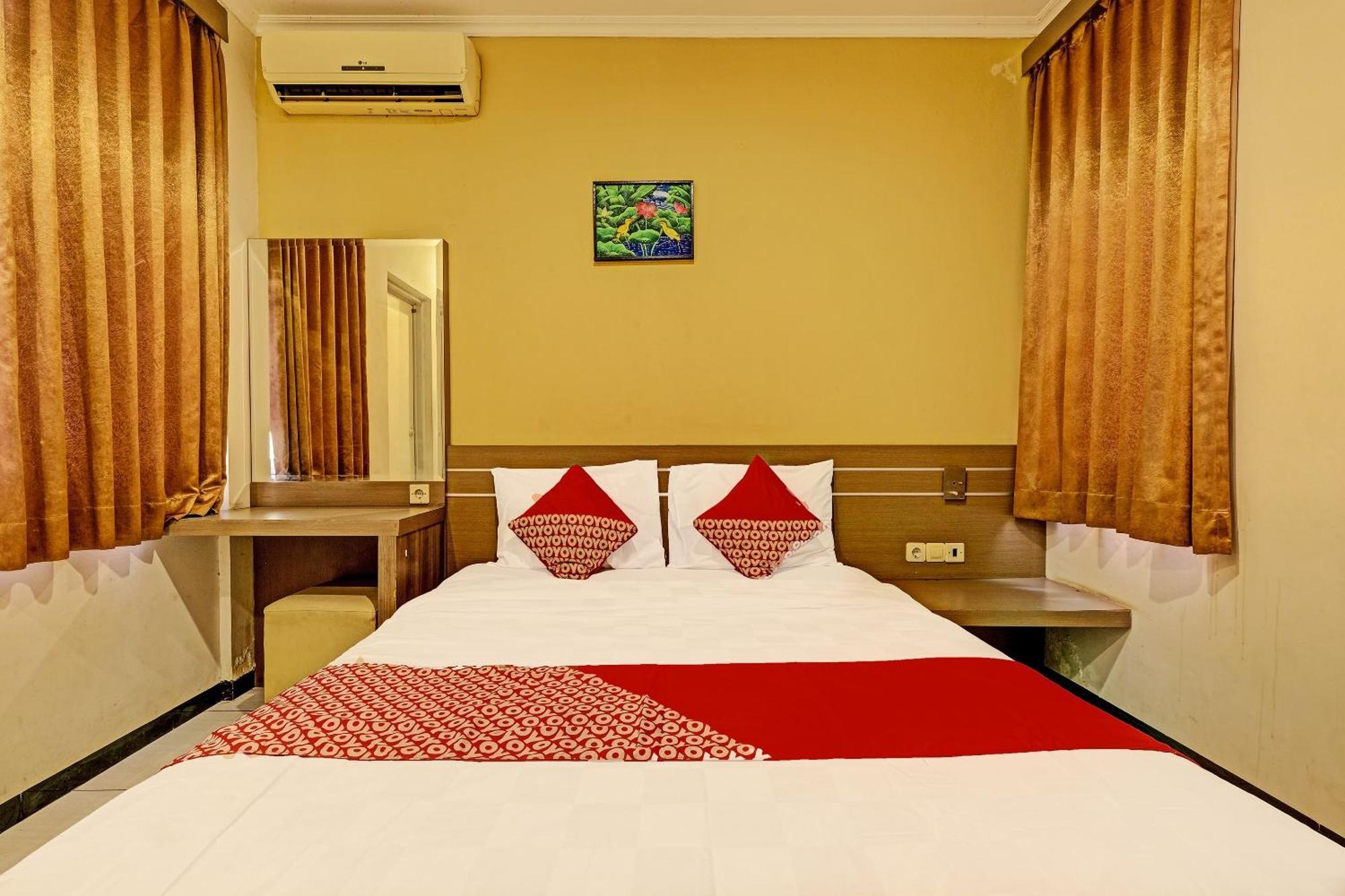 Sky Guesthouse Семаранг Екстериор снимка